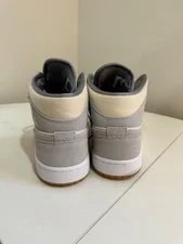 Size 9 - Air Jordan 1 SE Mid Coconut Milk Particle 4
