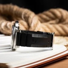 Panerai Luminor Submersible PAM00973 4