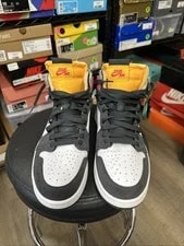 Size 11 - Air Jordan 1 Zoom Comfort High -Color 4