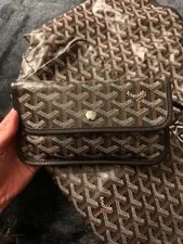 Goyard Monogram Large / W/ Snap Open 3