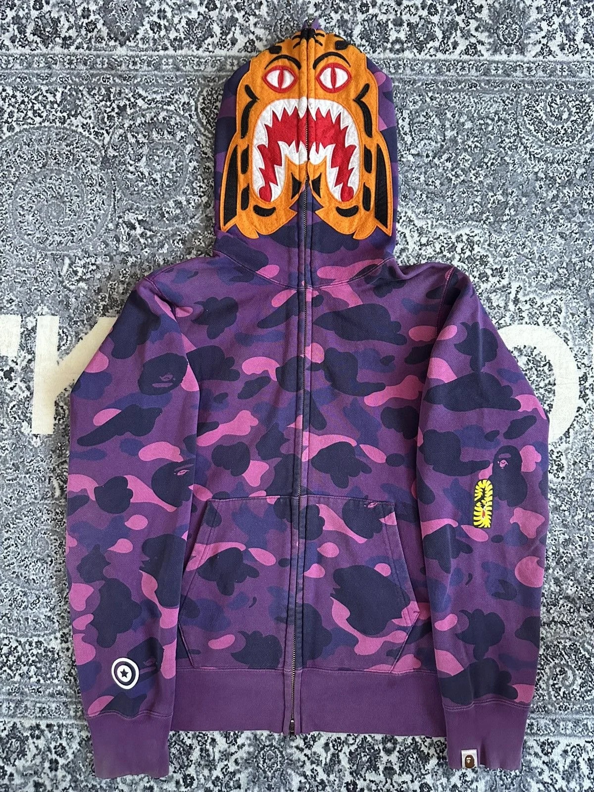 BAPE — Bape Tiger Zip Hoodie S — streetwear — resale