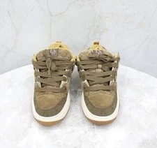 Limited Edition B9S Skater 3SN289ZZG 151526850 2