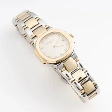 Patek Philippe Nautilus 4700 Diamond Cream Dial 4
