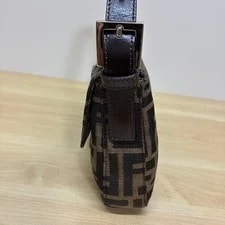 Fendi Mamma Bucket Pattern 4
