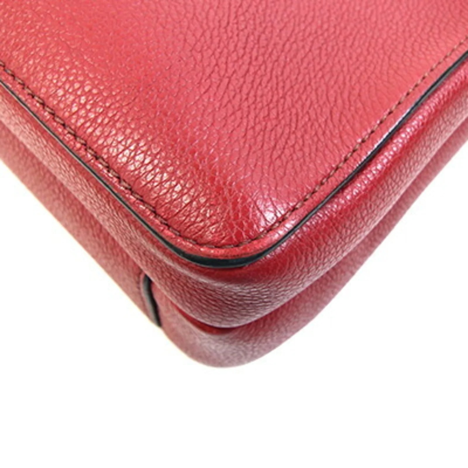 Prada Color 3