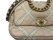 Chanel 19 Flap Crochet Medium 2