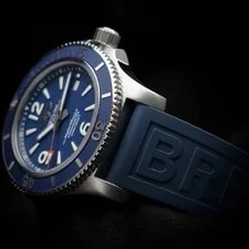 Breitling Superocean A17366 Diver Blue Dial 42mm Rubber Strap - Extra's 3