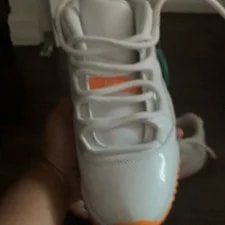 Jordan Air 11 Low Top Lace Up 4