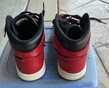 Air Jordan 1 Mid (2020) 3