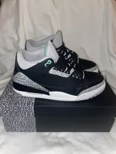 Jordan — Retro Jordan 3 “ Glow” — Sneaker — resale