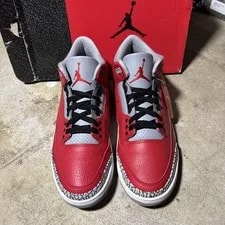Size 11 - Jordan 3 Retro SE Mid Unite 2