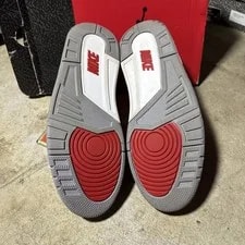 Size 11 - Jordan 3 Retro SE Mid Unite 4