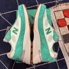 IN Hand Size 12 - Every Now and Then New Balance 992 Westbound Gum U992EN1 4