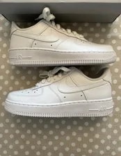 Size 9 - Nike Air Force 1 - NEW With BOX 3