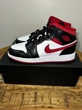 Size 7y Air Jordan 1 Mid Gym 2
