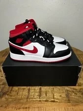 Size 7y Air Jordan 1 Mid Gym 4