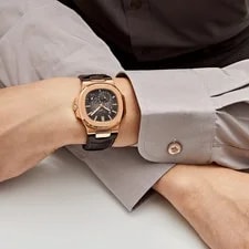 Patek Philippe Nautilus 5712R-001 Moon Phases Rose Gold (2010) 2