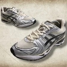Asics — Asics Gel-Kayano 14 11 / Running Shoes 1201A019-108 — Sneaker — resale