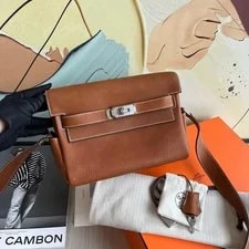 Hermès — Hermès Kelly Messenger Crossbody Auth — Handbag — resale
