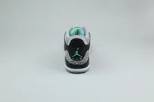 Air Jordan 3 Retro ' Glow' (GS) DM0967-031-36.5- Uni 4