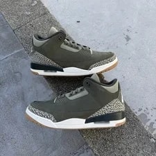Air Jordan — Size 11.5 - Air Jordan 3 Retro Family Affair — Sneaker — resale