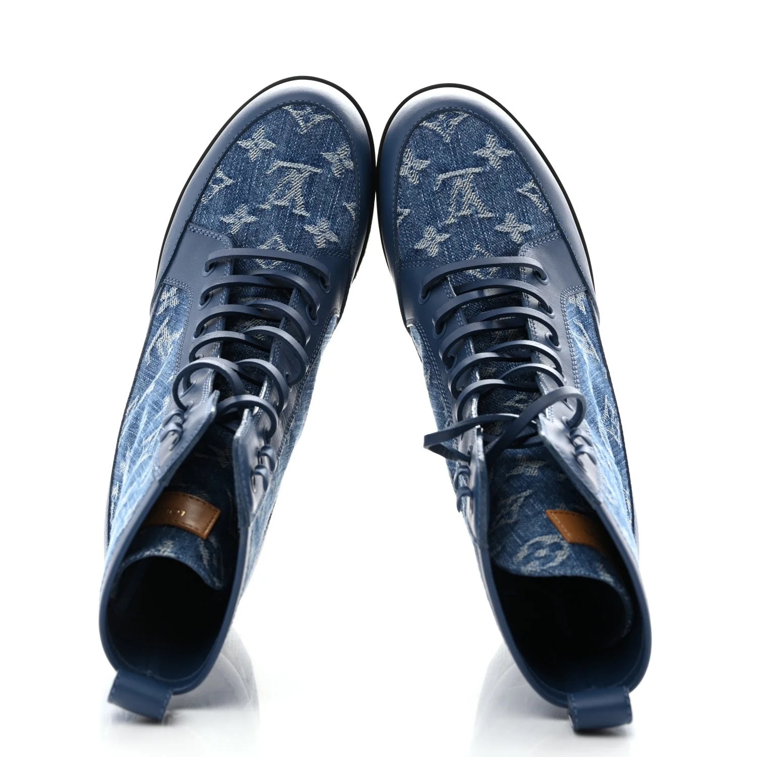 Laureate Platform Desert 38 2