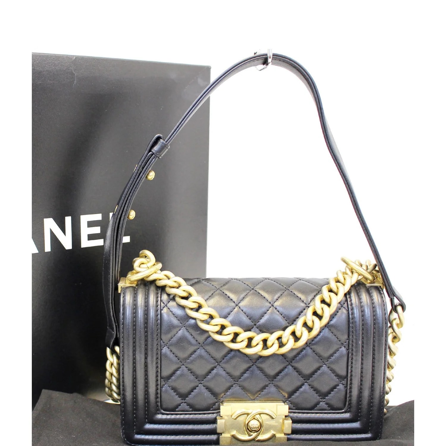Chanel le Boy Small 2