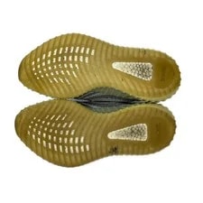 Yeezy Chemical Fiber 4