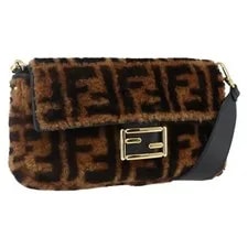 Fendi — Fendi Mamma Baguette Fur Auth 169591SM — Handbag — resale