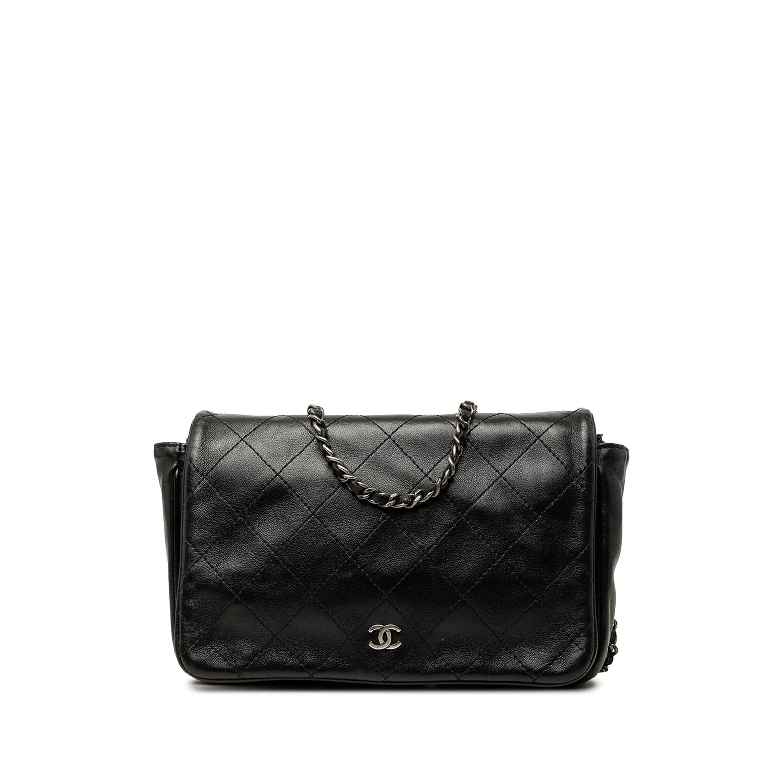 Chanel — CC Full Flap Wallet on Chain — Handbag — resale