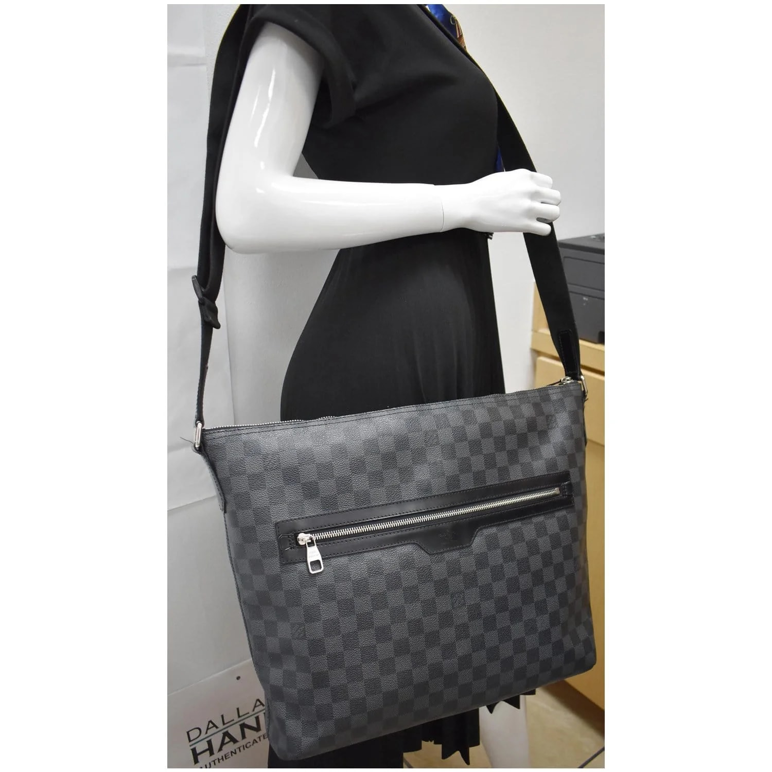 Louis Vuitton Mick Messenger 2