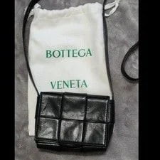 Bottega Veneta — Bottega Veneta Cassette Mini From Japan — Handbag — deal