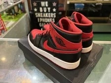 Air Jordan 1 Retro Mid Alternate ’S 3