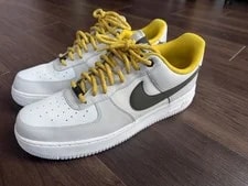 Nike — Nike Air Force 1 '07 LV8 — Sneaker — resale