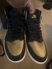 Air Jordan — Size 8.5 - Air Jordan 1 Retro OG High — Sneaker — resale