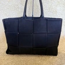 Bottega Veneta Medium Arco Dark 756682 3
