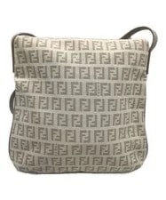 Fendi Mama Bucket 2