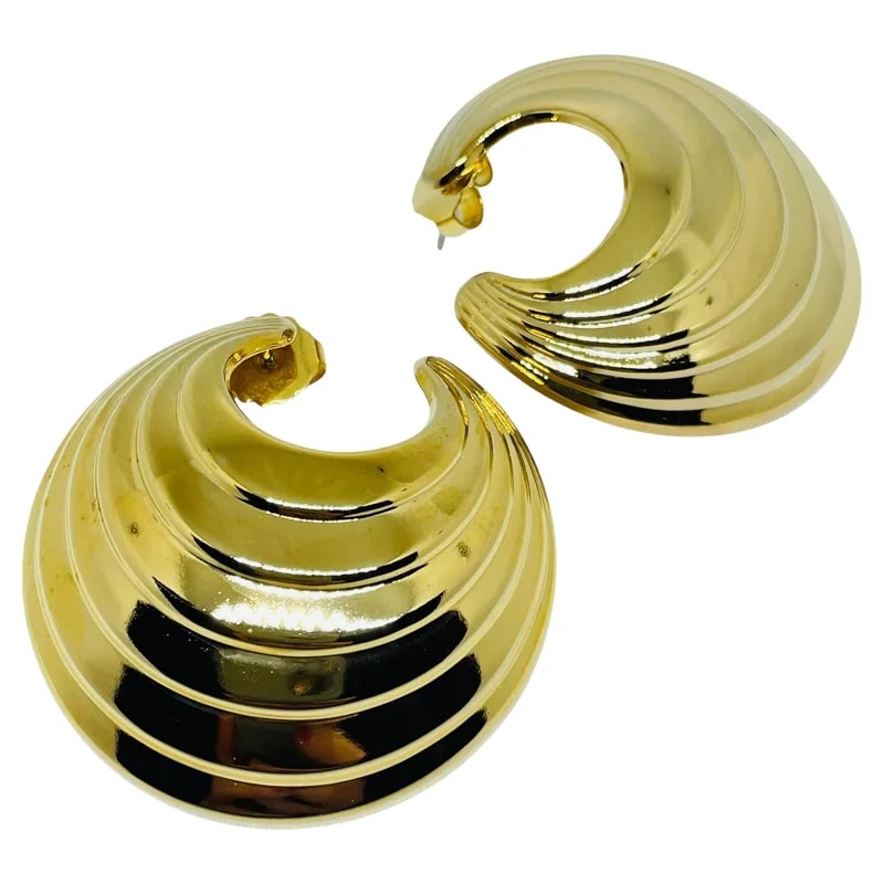 Avon — Avon Tone Modernist Sculptured Button — Jewelry — resale