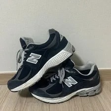 New Balance 2002R Eclipse Gore-Tex Official 4