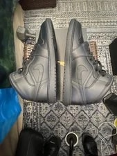 Air Jordan 1 Mid 4
