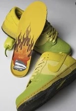 9.5 US Nike Sb Dunk Low Pro Hatch Signed By Jon Bones Jones 3