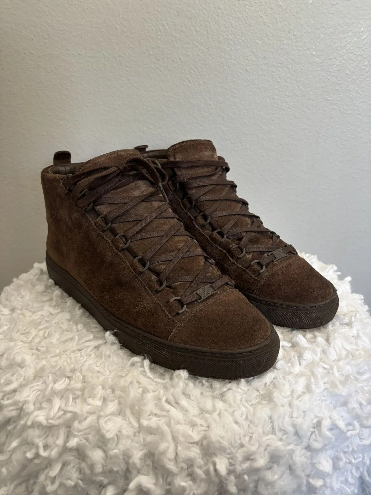 Balenciaga — Balenciaga Arena Hightop — Sneaker — resale