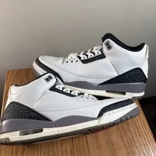 Size 9 - Air Jordan 3 Retro 4