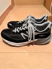 8.5US New Balance 990V6 2