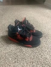 Air Jordan 4 Thunders 3