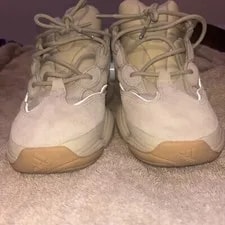Size 9 - Adidas Yeezy 500 4