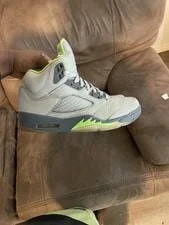 Jordan Air 5 / Mid Top Lace-Up Basketball 2
