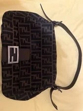 Fendi — Fendi Yucca Mama Baguette — Handbag — resale