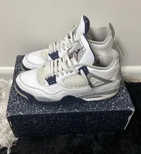 Jordan — Jordan Air 4 Retro DH6927-140 2022 — Sneaker — resale