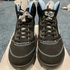 Air Jordan — Air Jordan 5 Retro Mid Top Basketball — Sneaker — resale